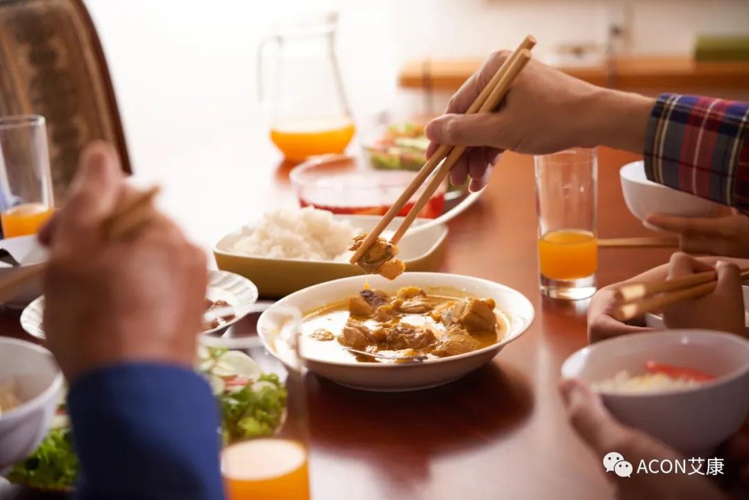 因為忽視身體出現(xiàn)的這些變化，他們最后被確診結(jié)腸癌